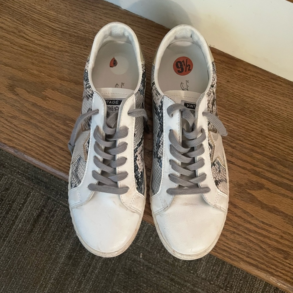 Vintage Havana Sneakers
